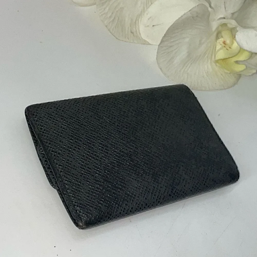 AUTHENTIC Louis Vuitton Black Taiga 6 Key Wallet